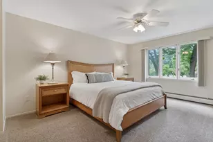 3412 Oak Ridge Rd, Hopkins, MN 55305 - Photo 23