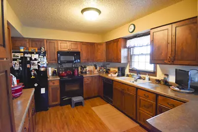 105 Valley View Road, Karlstad, MN 56732 - Photo 5
