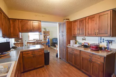 105 Valley View Road, Karlstad, MN 56732 - Photo 7