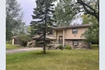 105 Valley View Road, Karlstad, MN 56732 - Photo 1