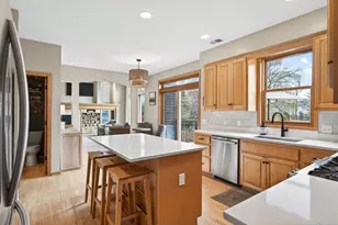 7319 Fawn Hill Rd, Chanhassen, MN 55317 - Photo 17