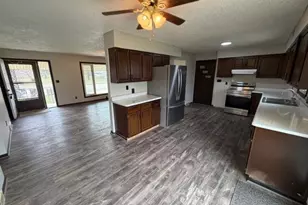 447 2nd Ave SW, Winnebago, MN 56098 - Photo 7