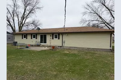 447 2nd Avenue SW, Winnebago, MN 56098 - Photo 3
