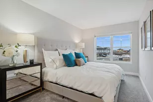 5329 Long Pointe Pass, Woodbury, MN 55129 - Photo 11