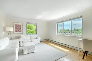2727 W 43rd St, Minneapolis, MN 55410 - Photo 1