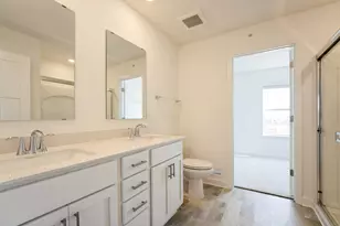 5331 Long Pointe Pass, Woodbury, MN 55129 - Photo 13