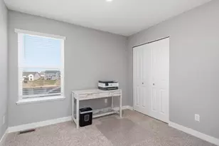 1048 Shoreview Dr, Jordan, MN 55352 - Photo 23