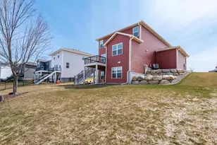 1048 Shoreview Dr, Jordan, MN 55352 - Photo 35