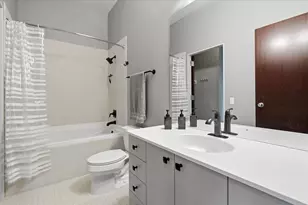 5601 Smetana Dr, Hopkins, MN 55343 - Photo 23