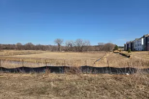 4827 Blake Wy, Woodbury, MN 55129 - Photo 3