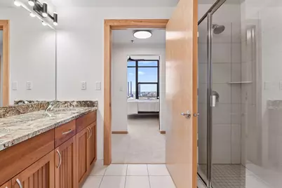 215 10th Avenue S #708, Minneapolis, MN 55415 - Photo 33