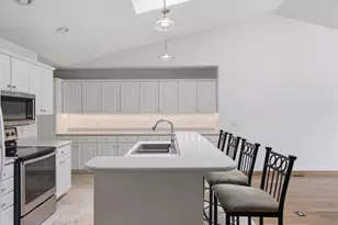 704 Spruce Dr, Hudson, WI 54016 - Photo 11