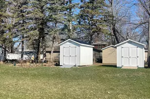 207 E Hollett St, Tracy, MN 56175 - Photo 31