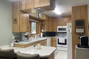 207 E Hollett St, Tracy, MN 56175 - Photo 15