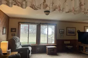 207 E Hollett St, Tracy, MN 56175 - Photo 17