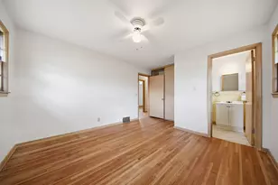 5842 Xerxes Ave N, Brooklyn Center, MN 55430 - Photo 33