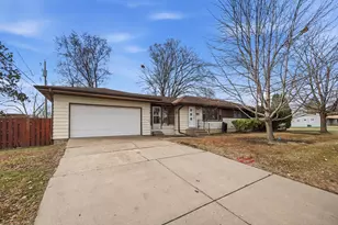 5842 Xerxes Ave N, Brooklyn Center, MN 55430 - Photo 1