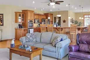 33405 Oak Ridge Ave, Redwood Falls, MN 56283 - Photo 11