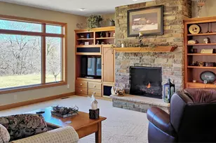 33405 Oak Ridge Ave, Redwood Falls, MN 56283 - Photo 9
