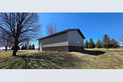 33405 Oak Ridge Avenue, Redwood Falls, MN 56283 - Photo 45