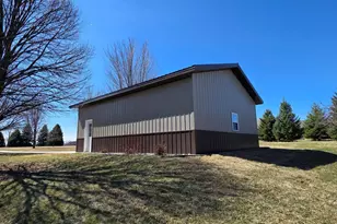 33405 Oak Ridge Ave, Redwood Falls, MN 56283 - Photo 45