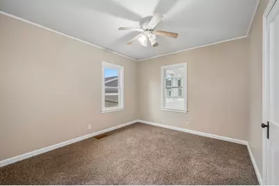 426 Webster Street, Fairmont, MN 56031 - Photo 13