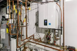 1145 Hague Ave, Saint Paul, MN 55104 - Photo 23