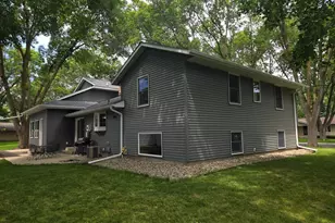 1459 Grace Ave SW, Willmar, MN 56201 - Photo 33