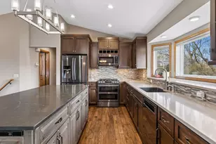 17531 Freeport Way, Farmington, MN 55024 - Photo 3