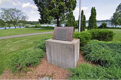 3951 Thomas Avenue N, Minneapolis, MN 55412 - Photo 49