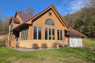 100 Oak Knoll Dr, Rushford, MN 55971 - Photo 5