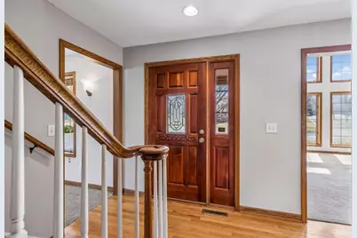 7748 W 99th Street, Bloomington, MN 55438 - Photo 7