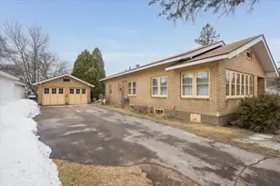 405 4th St, Cloquet, MN 55720 - Photo 3