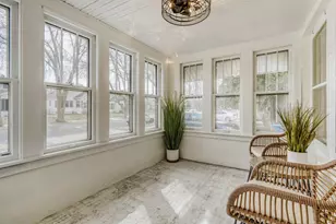 967 Cherokee Ave, West Saint Paul, MN 55118 - Photo 3