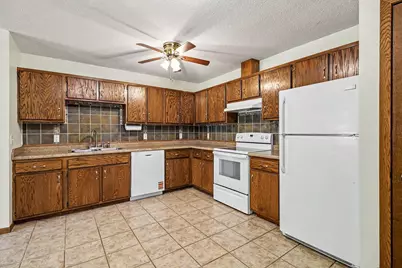 1608 106th Avenue NW, Coon Rapids, MN 55433 - Photo 3
