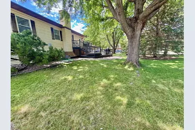 501 Hawthorne Drive, Marshall, MN 56258 - Photo 23