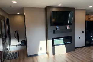 303 Quince St SW, New London, MN 56273 - Photo 5