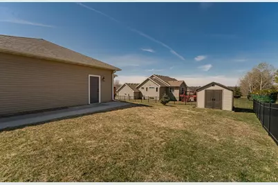 2321 Red Pine Avenue SW, Rochester, MN 55902 - Photo 33