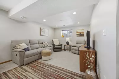 417 Valley Avenue, Moorhead, MN 56560 - Photo 29