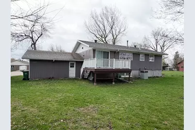 746 W Shore Drive, Worthington, MN 56187 - Photo 3