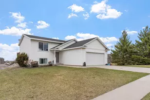 801 10th St NW, Kasson, MN 55944 - Photo 3