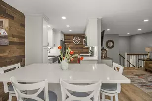 12025 Jasper Ln, Eden Prairie, MN 55347 - Photo 15