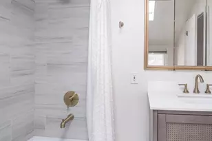 895 Parkview Ave, Saint Paul, MN 55117 - Photo 21