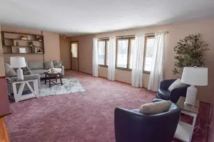 302 Sherwood Ave N, Thief River Falls, MN 56701 - Photo 3