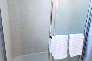 302 Sherwood Ave N, Thief River Falls, MN 56701 - Photo 13