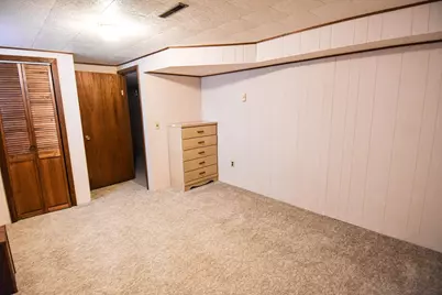 302 Sherwood Avenue N, Thief River Falls, MN 56701 - Photo 19