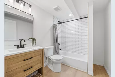 1010 Oak Ridge Road, Hopkins, MN 55305 - Photo 23