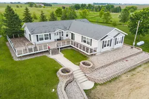 30736 Twin Lakes Rd, Battle Lake, MN 56515 - Photo 3