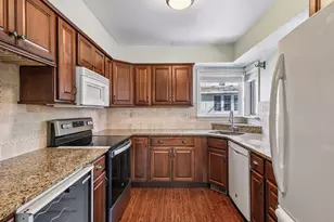 4943 Bayswater Rd, Minnetonka, MN 55345 - Photo 15