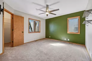 4943 Bayswater Rd, Minnetonka, MN 55345 - Photo 27